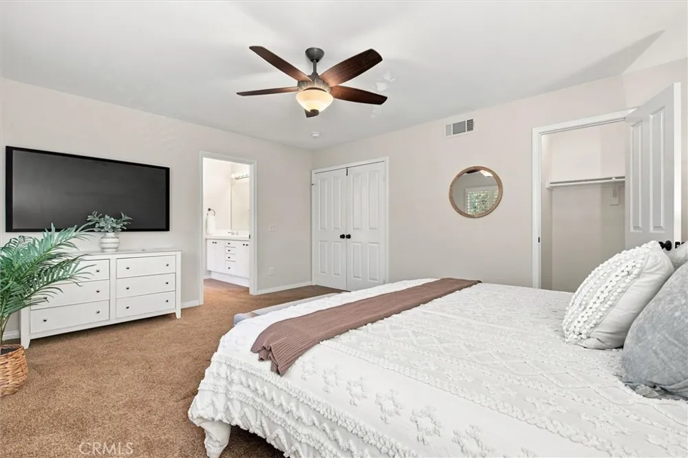 11 Kirkland Irvine, CA 92602