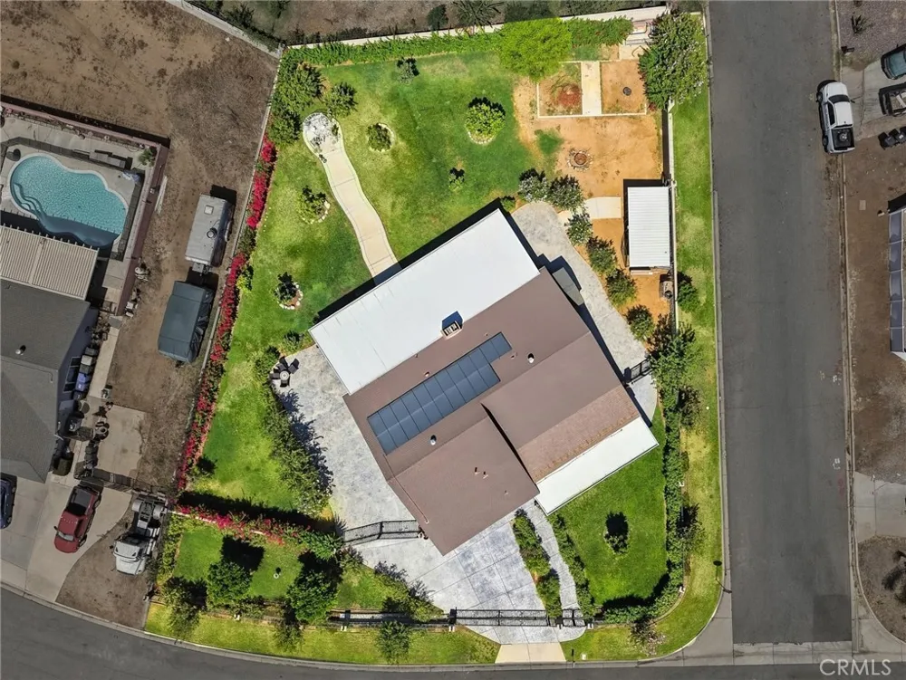 8326 Saddle Creek Drive Jurupa Valley, CA 92509