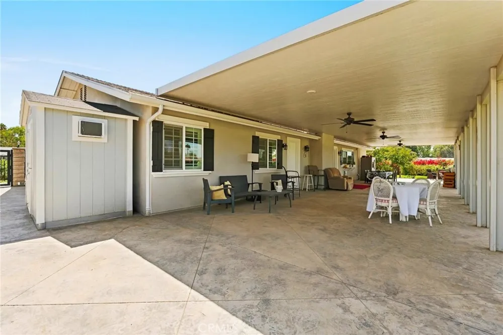 8326 Saddle Creek Drive Jurupa Valley, CA 92509