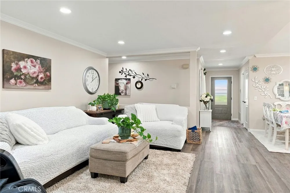 8326 Saddle Creek Drive Jurupa Valley, CA 92509