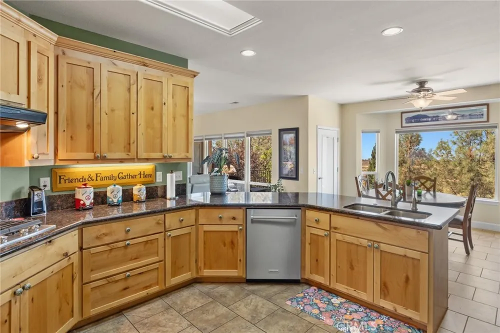 4463 Casa Sierra Vista Paradise, CA 95969