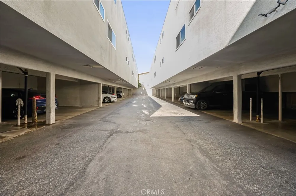3649 Emerald Street #221 Torrance, CA 90503