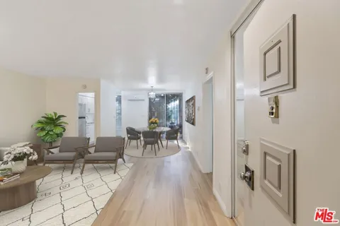 4255 W 5th Street #209