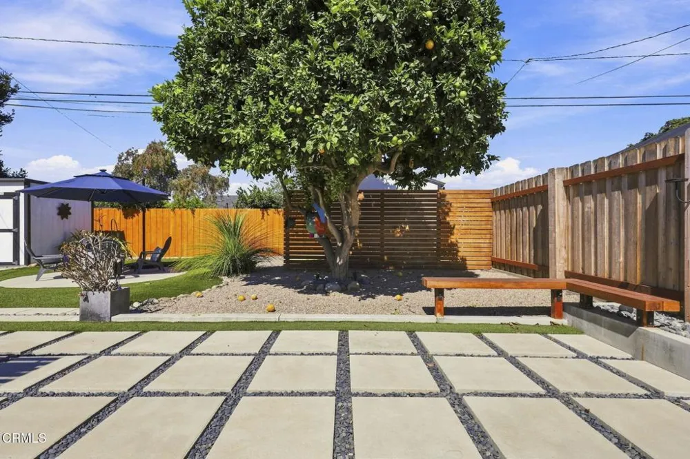 331 Eva Street Ventura, CA 93003