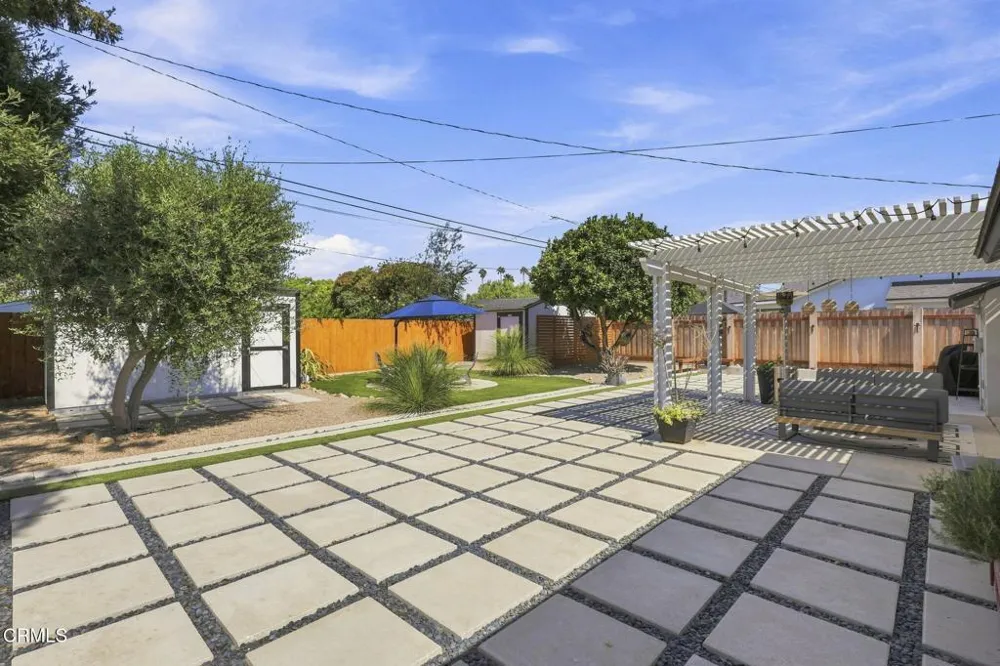 331 Eva Street Ventura, CA 93003