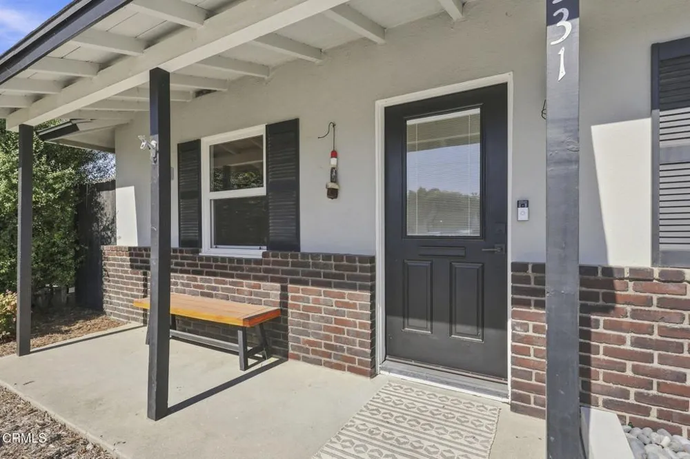 331 Eva Street Ventura, CA 93003