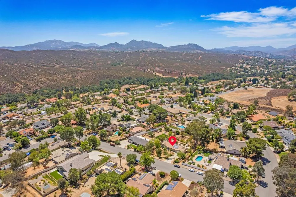 15850 Fecanin Way Ramona, CA 92065