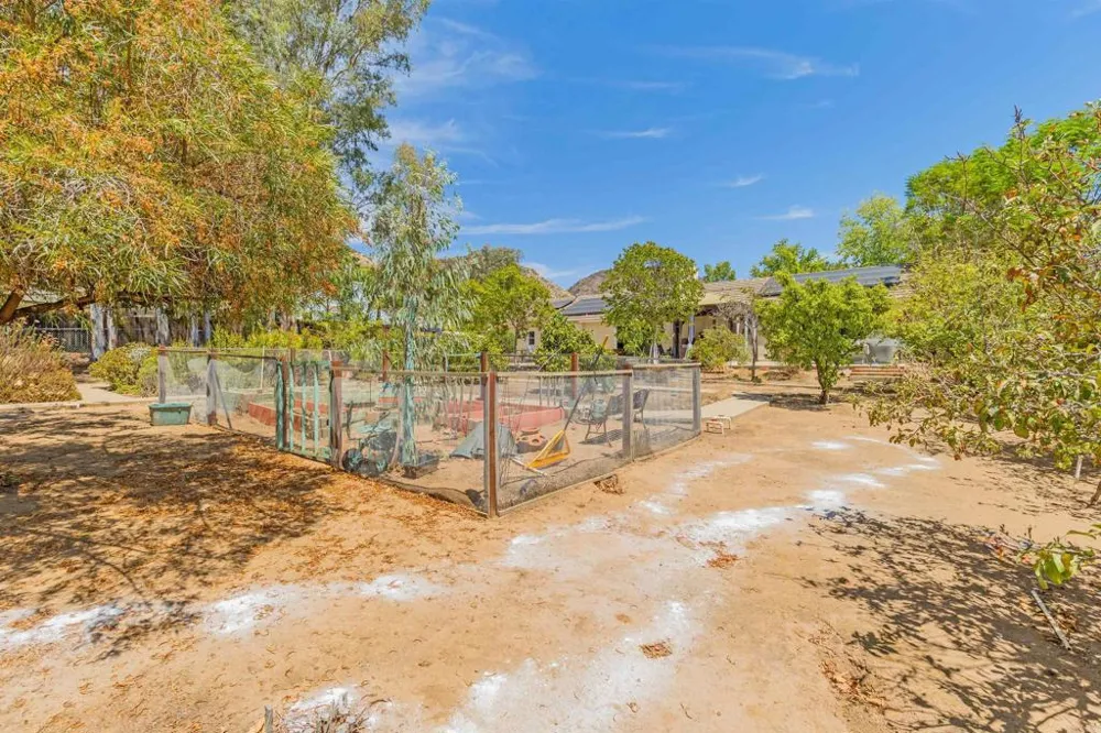 15850 Fecanin Way Ramona, CA 92065