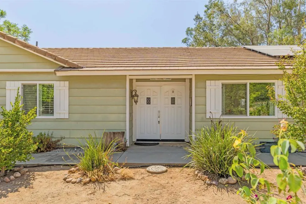 15850 Fecanin Way Ramona, CA 92065
