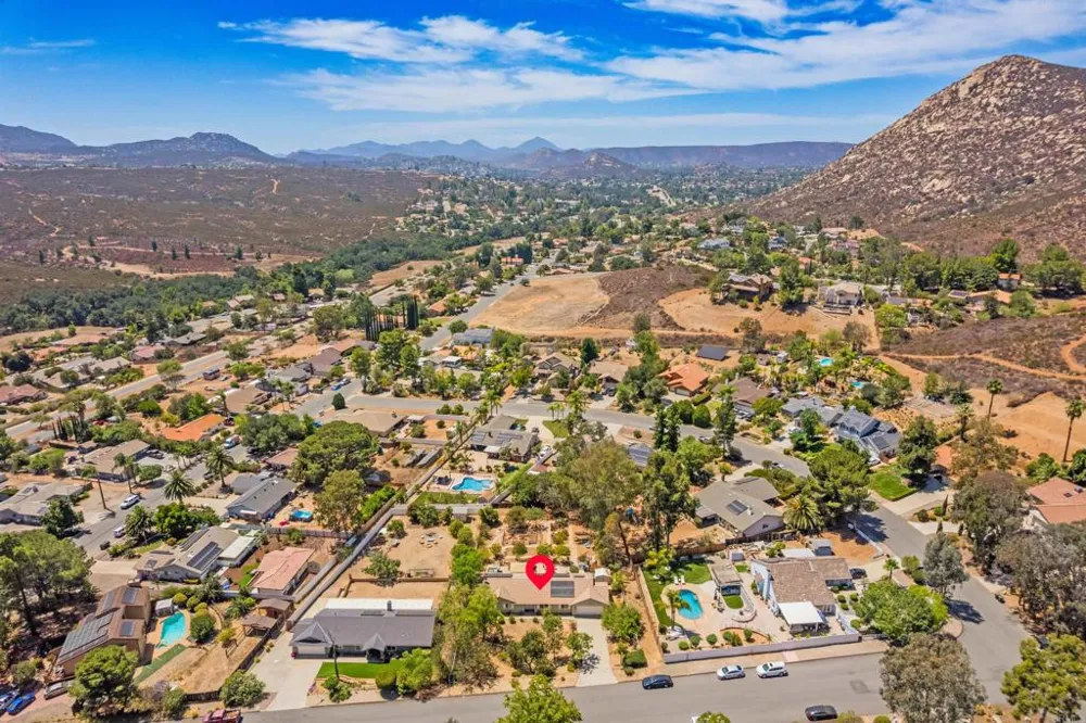 15850 Fecanin Way Ramona, CA 92065