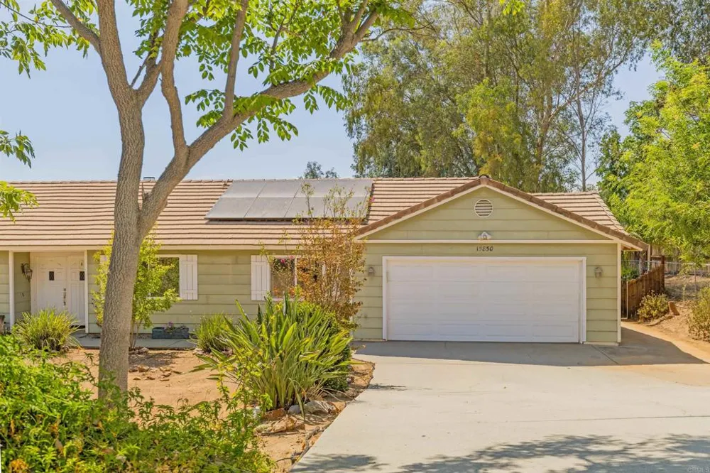 15850 Fecanin Way Ramona, CA 92065