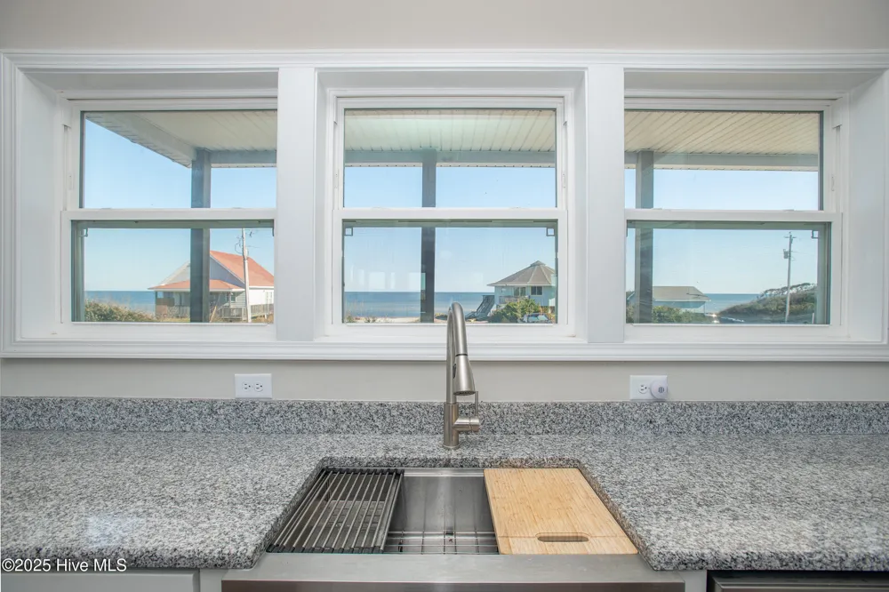 285 Soundview Drive Cedar Island, NC 28520