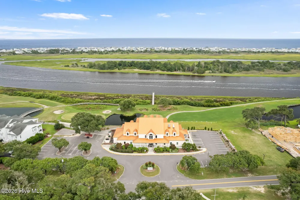 1785 Oakfield Court SW Ocean Isle Beach, NC 28469