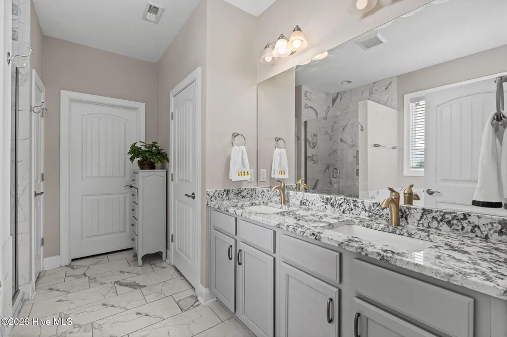 1785 Oakfield Court SW Ocean Isle Beach, NC 28469