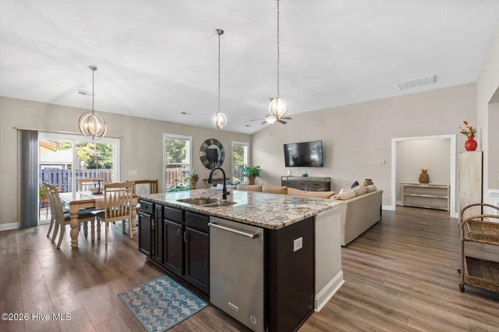 1785 Oakfield Court SW Ocean Isle Beach, NC 28469