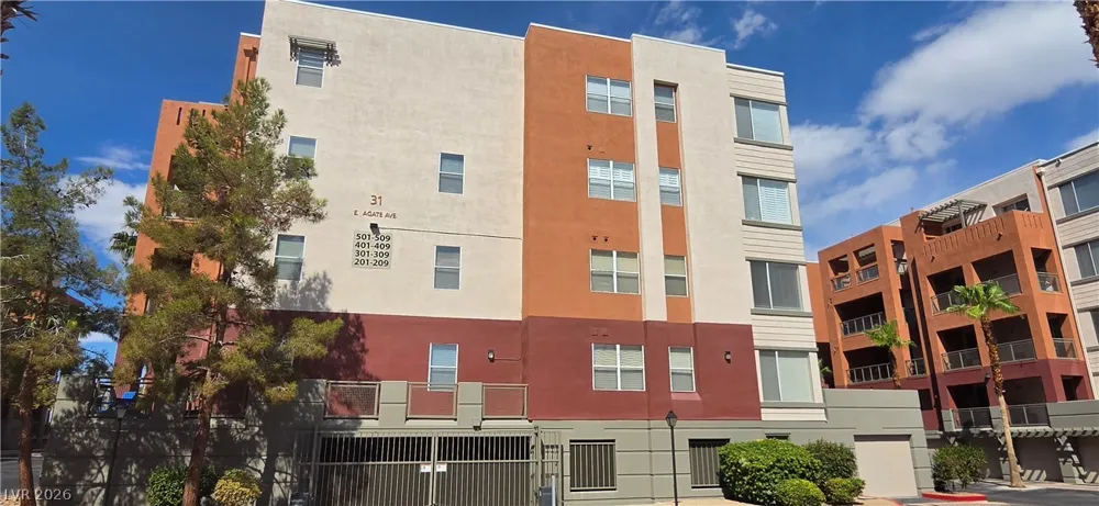 31 E AGATE AVENUE #305 Las Vegas, NV 89123