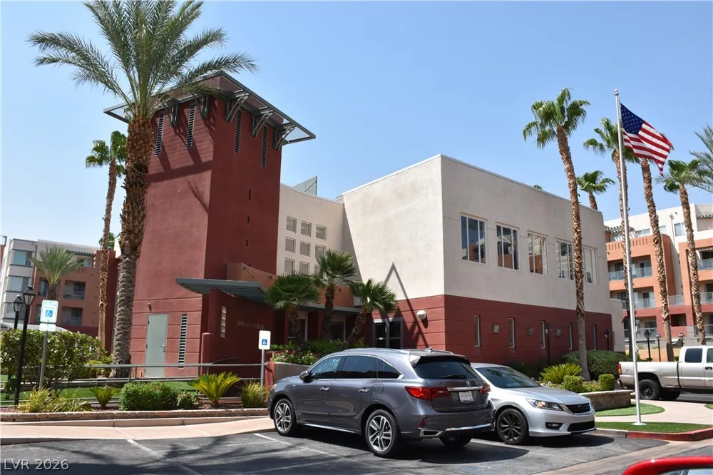 31 E AGATE AVENUE #305 Las Vegas, NV 89123