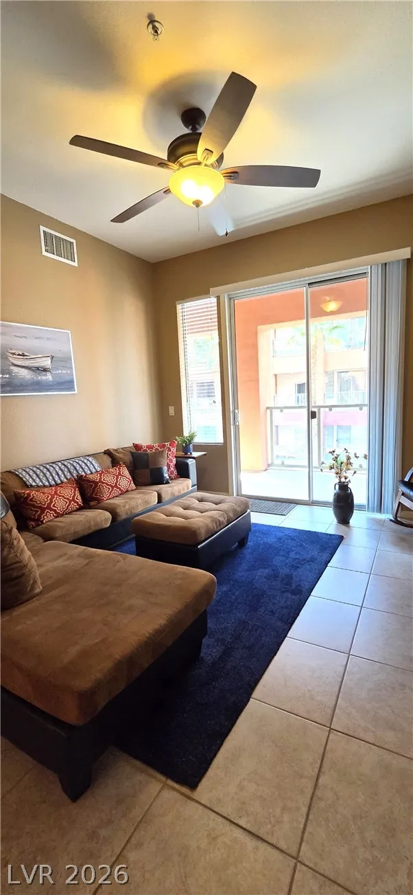 31 E AGATE AVENUE #305 Las Vegas, NV 89123