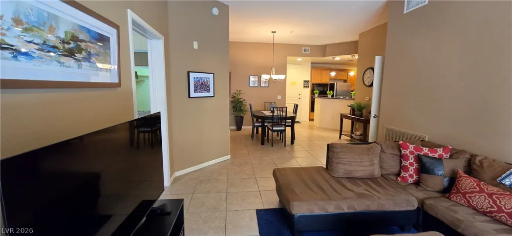 31 E AGATE AVENUE #305 Las Vegas, NV 89123