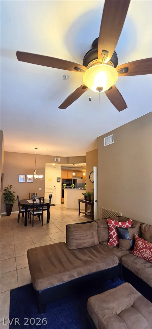 31 E AGATE AVENUE #305 Las Vegas, NV 89123