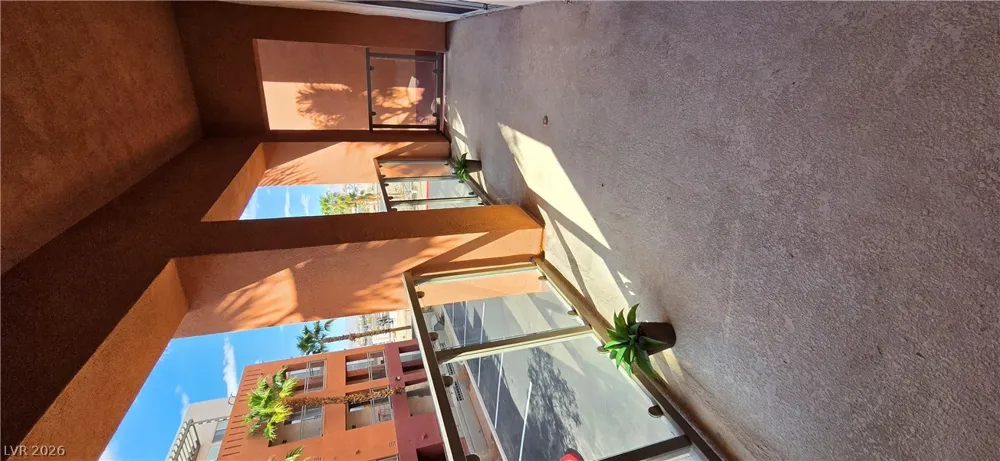 31 E AGATE AVENUE #305 Las Vegas, NV 89123