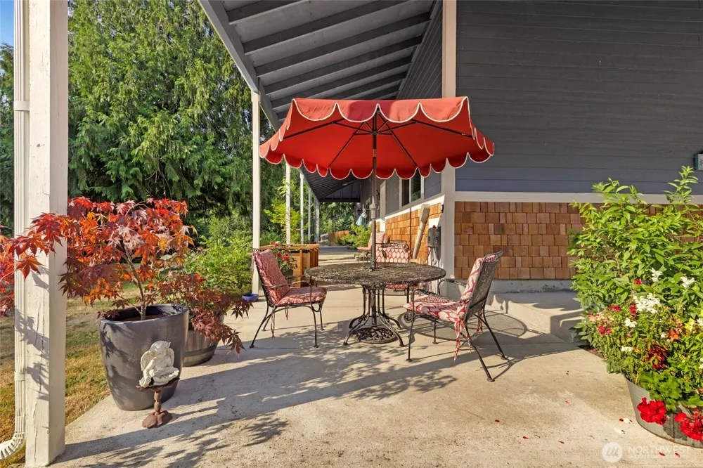 5728 NW Littlewood Lane Silverdale, WA 98383