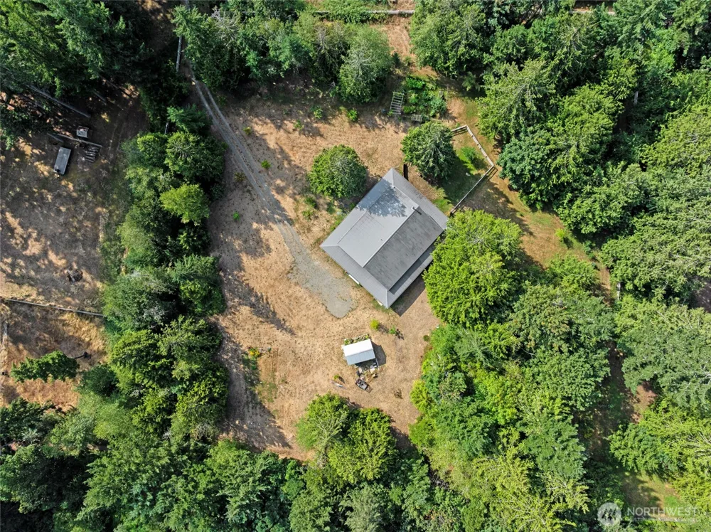 5728 NW Littlewood Lane Silverdale, WA 98383