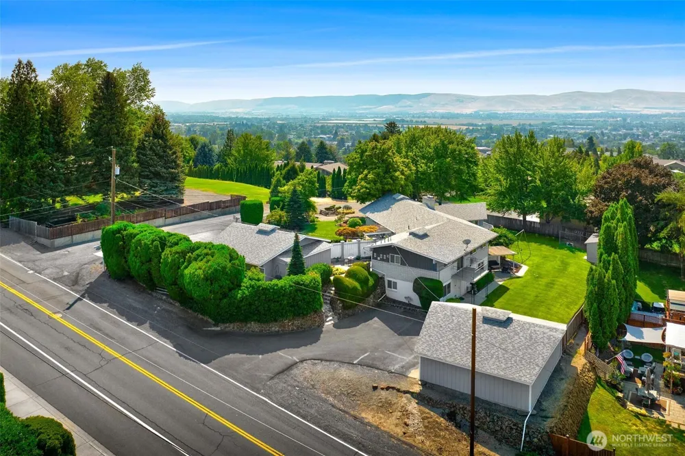 440 Snowmass Lane Yakima, WA 98908