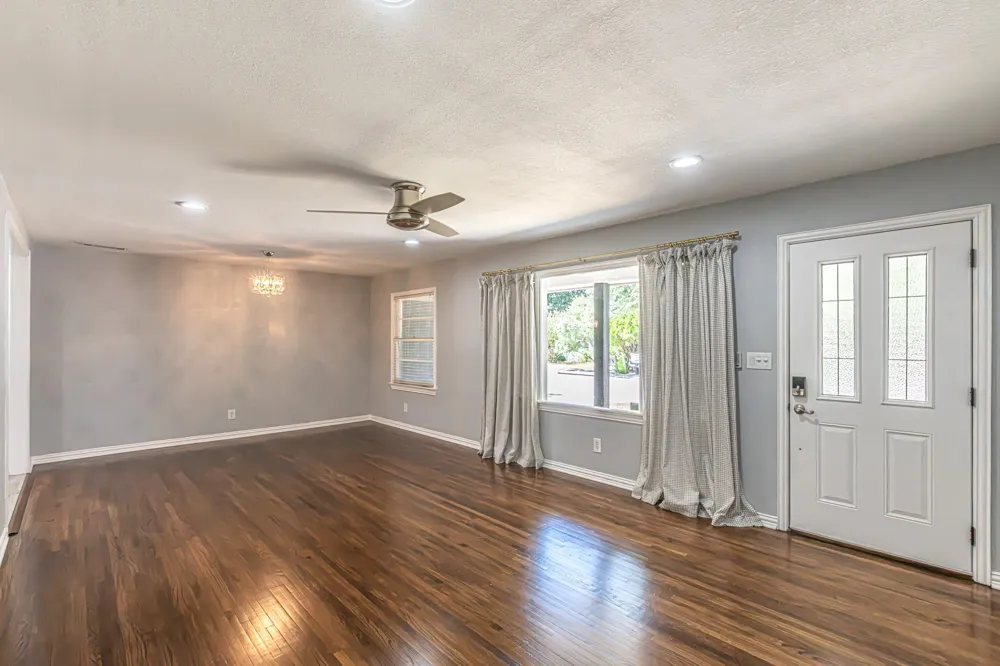 5713 Tracyne Drive Westworth Village, TX 76114