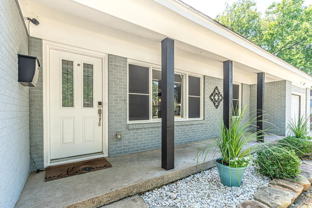 5713 Tracyne Drive Westworth Village, TX 76114