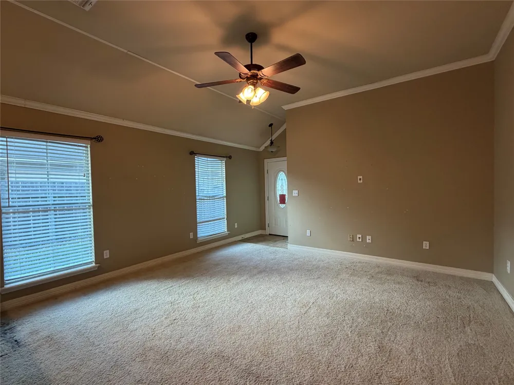 571 Whitefield Lane Bossier City, LA 71112