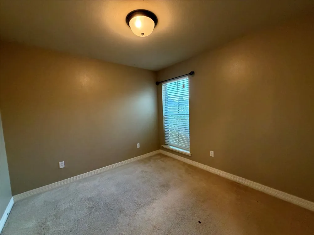 571 Whitefield Lane Bossier City, LA 71112