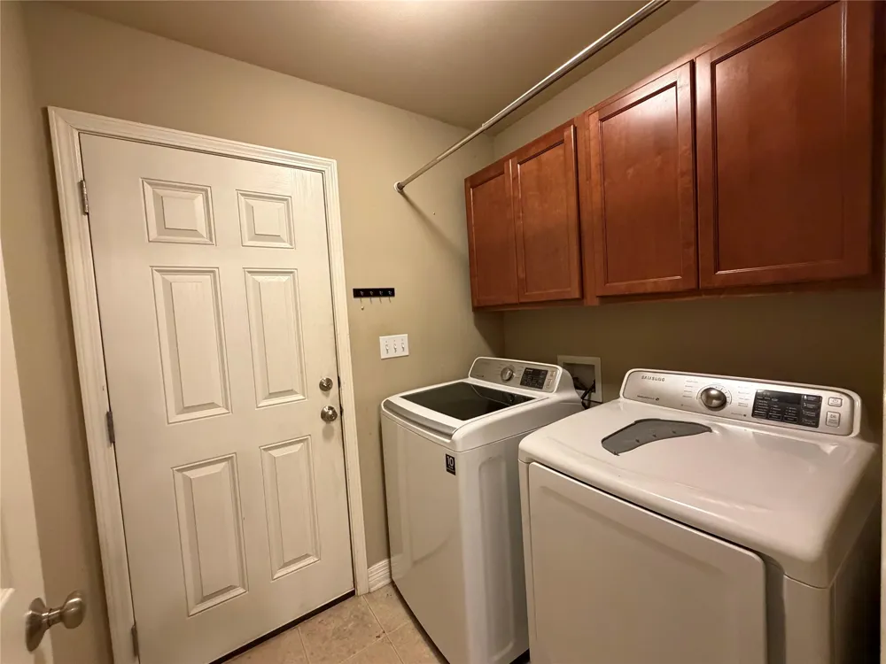 571 Whitefield Lane Bossier City, LA 71112