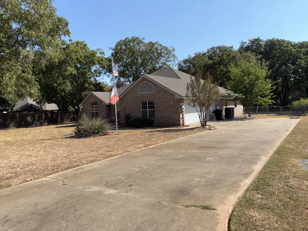 6703 Lejeune Court Granbury, TX 76049