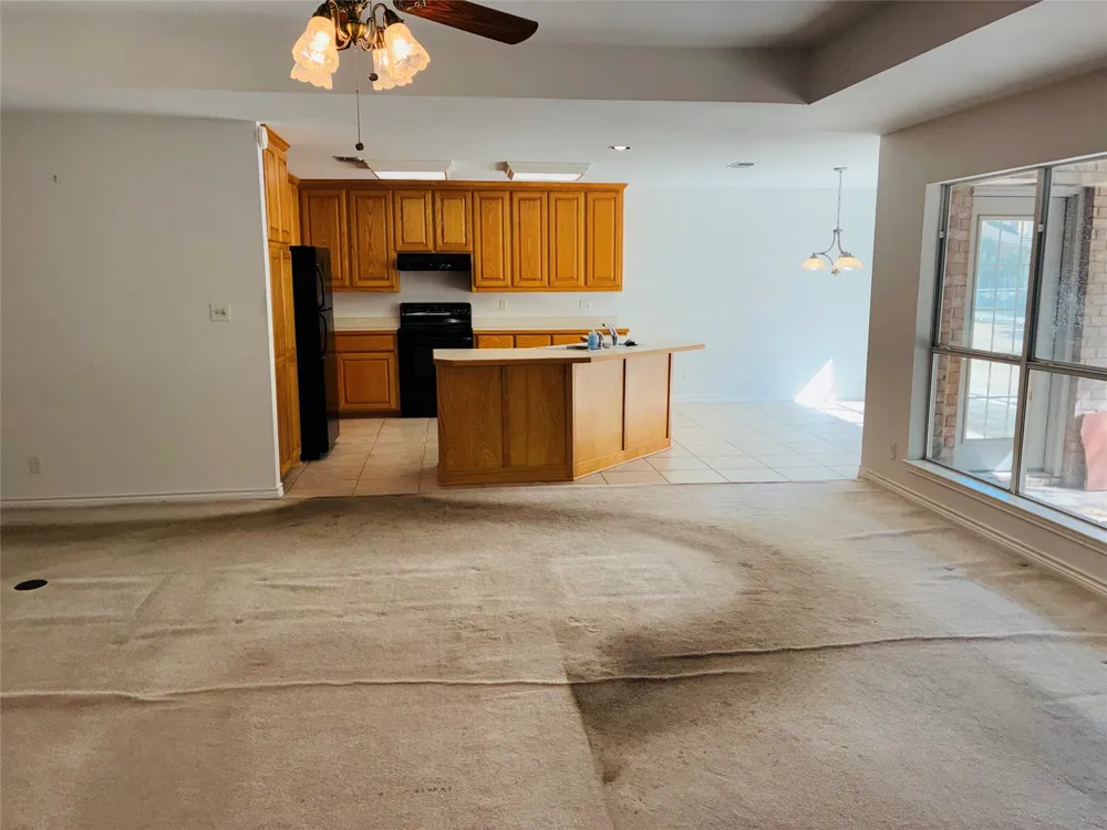 6703 Lejeune Court Granbury, TX 76049