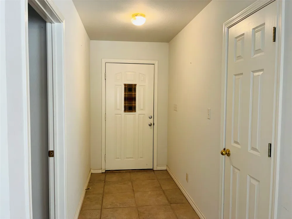 6703 Lejeune Court Granbury, TX 76049