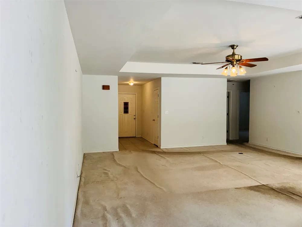 6703 Lejeune Court Granbury, TX 76049