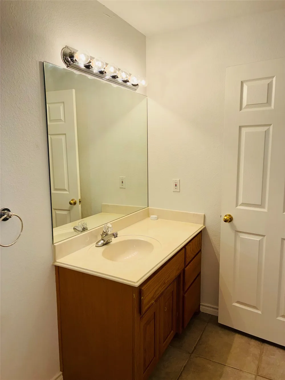 6703 Lejeune Court Granbury, TX 76049