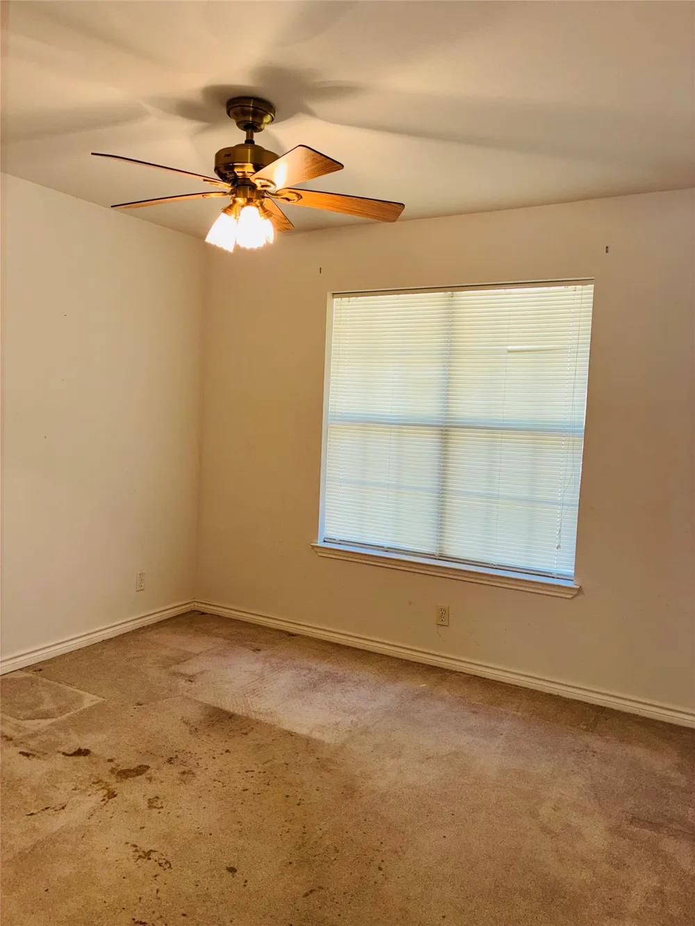 6703 Lejeune Court Granbury, TX 76049