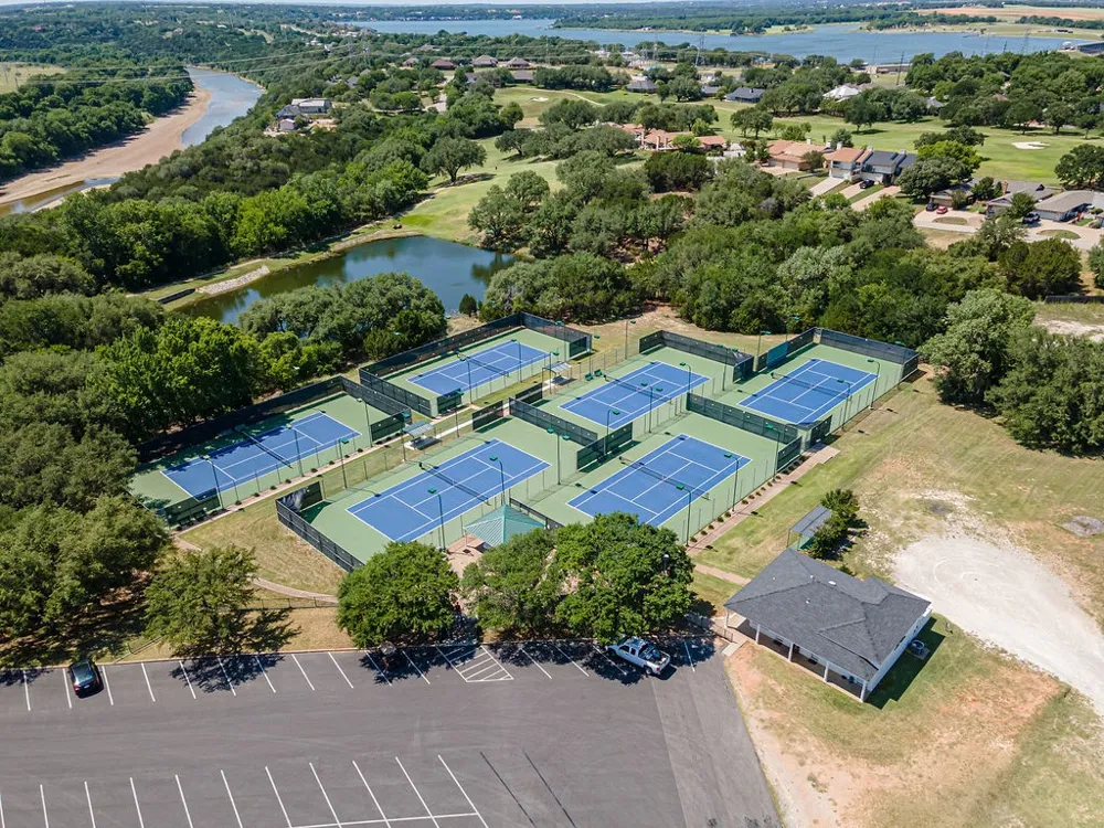 6703 Lejeune Court Granbury, TX 76049