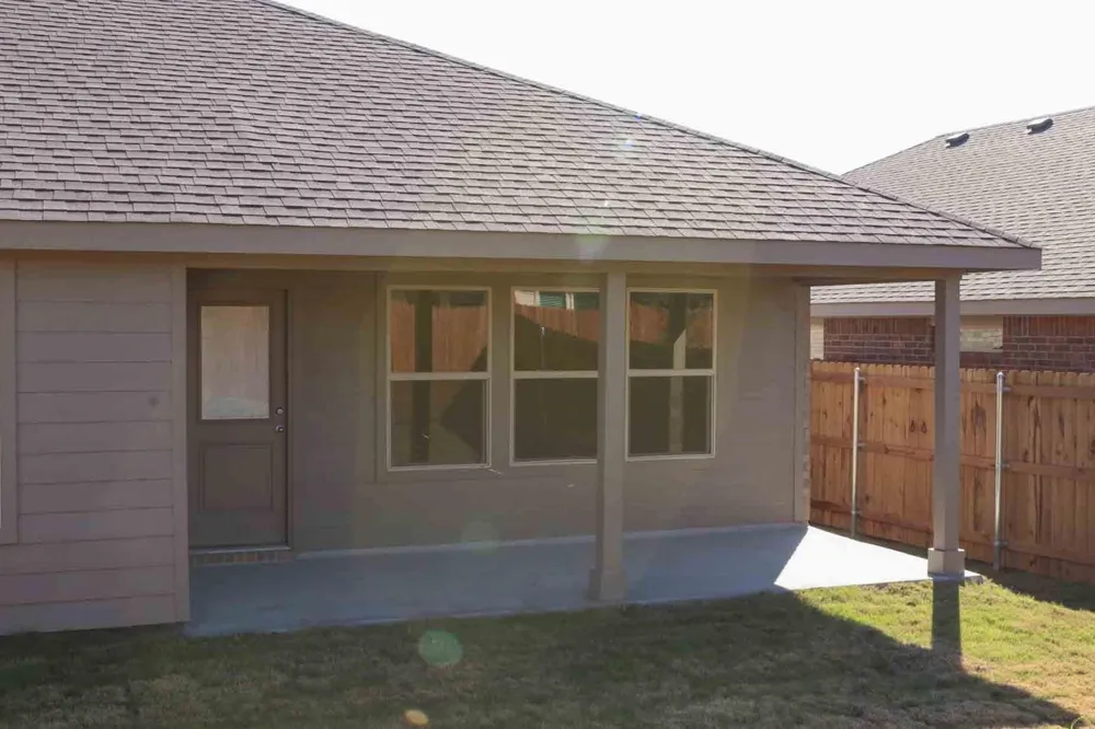 807 Wolf Creek Drive Cleburne, TX 76033