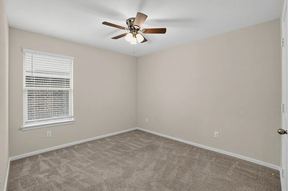 807 Wolf Creek Drive Cleburne, TX 76033