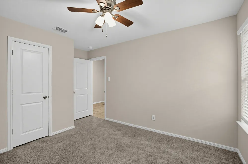 807 Wolf Creek Drive Cleburne, TX 76033