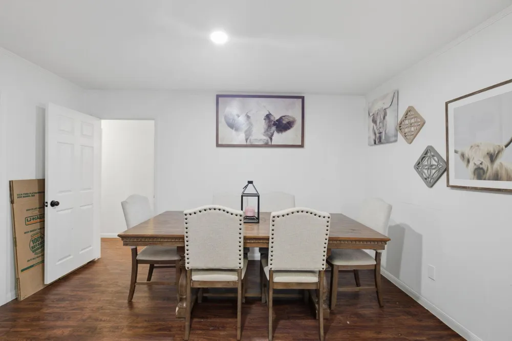 2202 French Place Baytown, TX 77520