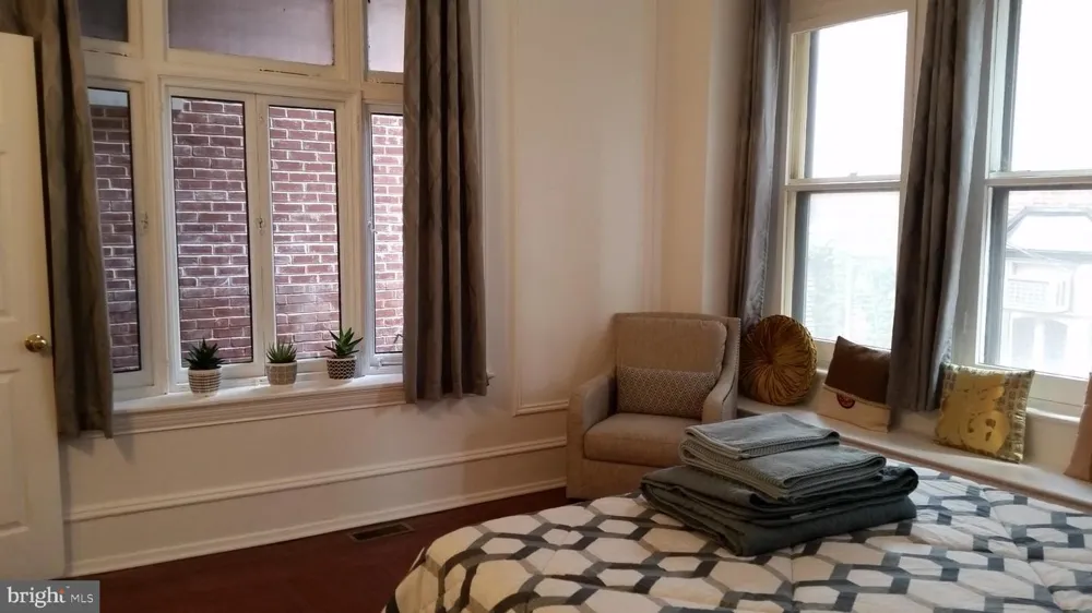 2034 DELANCEY PL #2R Philadelphia, PA 19103