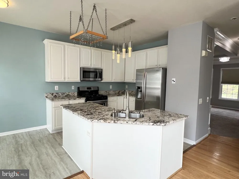 22464 MAISON CARREE SQUARE Ashburn, VA 20148