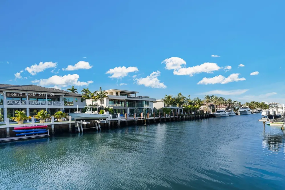 641 Flamingo Dr Fort Lauderdale, FL 33301