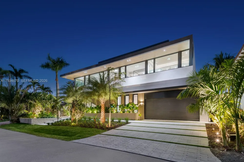 641 Flamingo Dr Fort Lauderdale, FL 33301