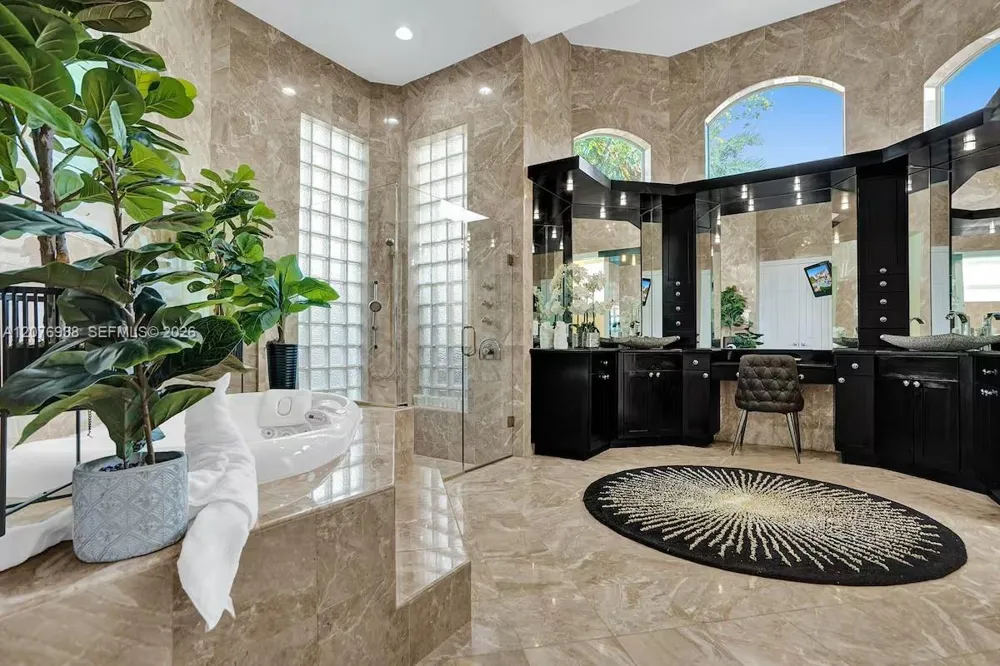 11203 NW 9th St Plantation, FL 33325