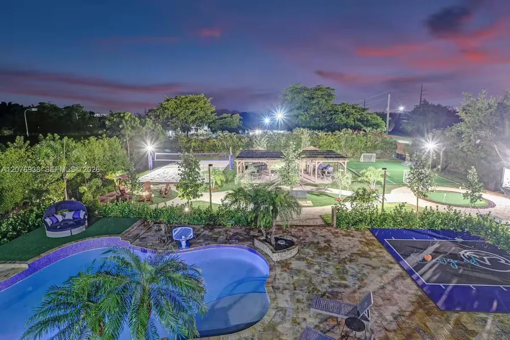 11203 NW 9th St Plantation, FL 33325